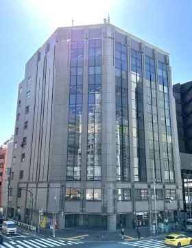 青山ファーストビルの外観