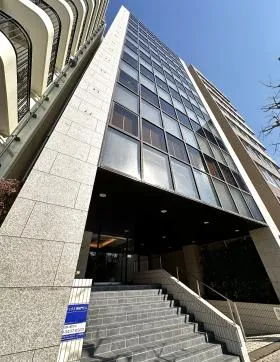 ハリファックス御成門ビルの外観