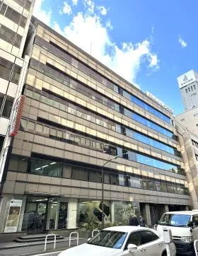 磯村ビルの外観