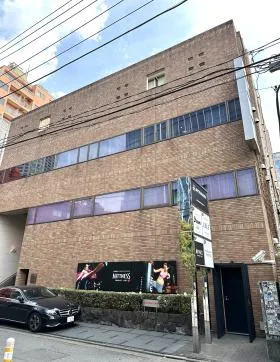 サーティー宇田川ビルの外観