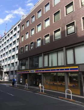 虎ノ門ニューファッションビルの外観