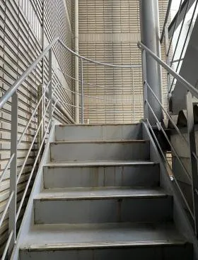 恵比寿幸和ビルの外観