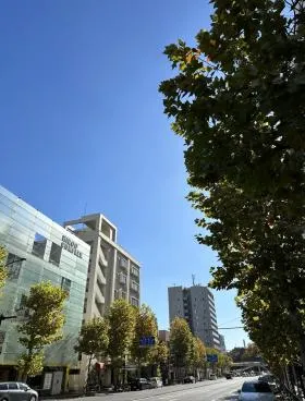 広尾コンプレックス(二期)ビルの外観