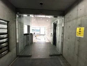 広尾ONビルの外観