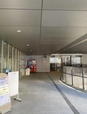 渋谷区文化総合センター大和田ビルの外観