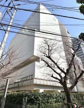 渋谷区文化総合センター大和田ビルの外観