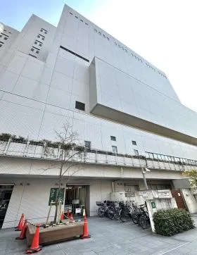 渋谷区文化総合センター大和田ビルの外観