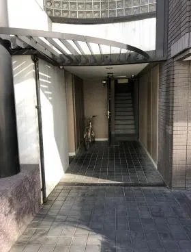 エスタ渋谷ビルの外観