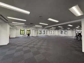 渋谷パインビルの外観