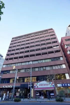 グランドメゾン新宿御苑の外観