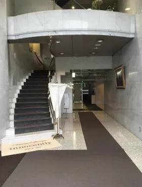 AMビルの外観