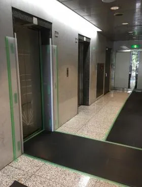 AMビルの外観
