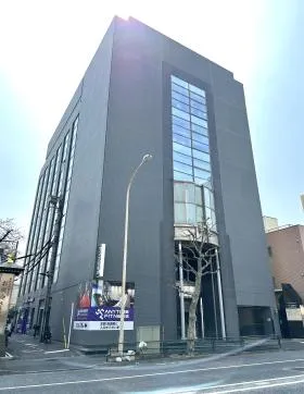 ユニゾ神楽坂ビルの外観