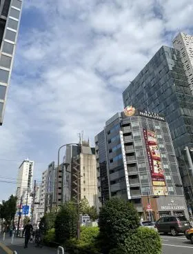 ヒルコート東新宿の外観