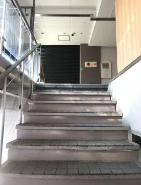 宝来ビルの外観
