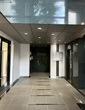 ライラック三栄ビルの外観