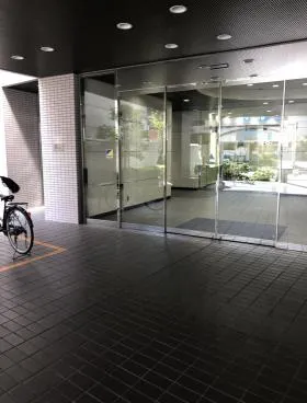 アール新宿ビルの外観