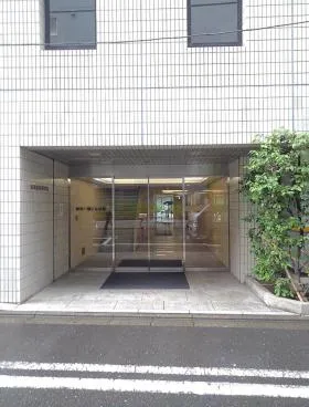 興和一橋別館ビルの外観
