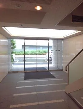興和一橋別館ビルの外観