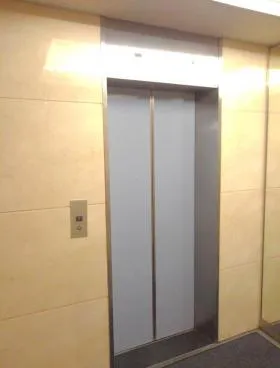 興和一橋別館ビルの外観