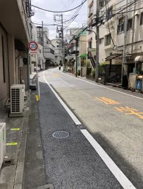 新宿YSビルの外観