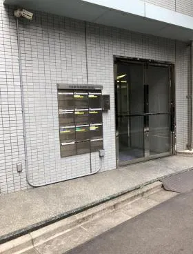 フォーシーズンビルの外観