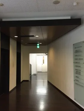 新宿イーストスクエアの外観