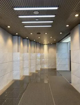 芝日景有楽ビルの外観