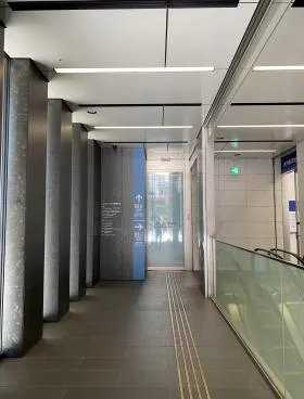 ヒューリック新宿ビルの外観
