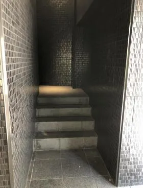 新宿カワノビルの外観
