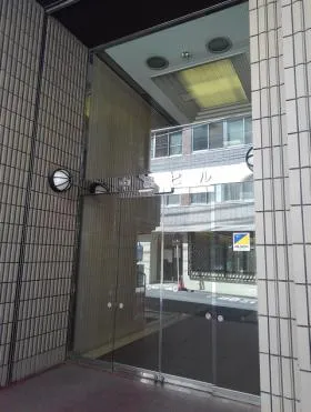 中島ビルの外観