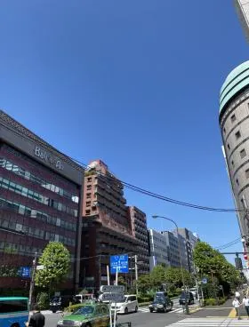 長府新宿ビルの外観
