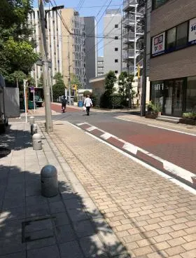 SUDOビルの外観