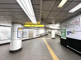 A5出入口から地上に出る