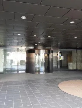 神楽坂プラザビルの外観