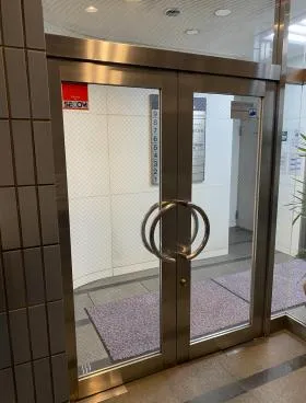 大門ビルの外観