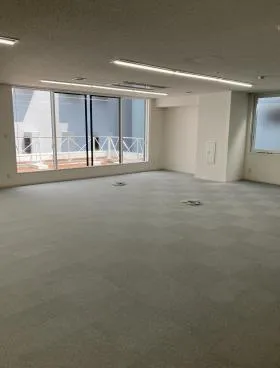 市ヶ谷ガーデンプラザビルの外観