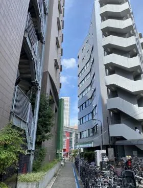 西新宿IKビルの外観