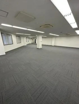 西新宿IKビルの外観