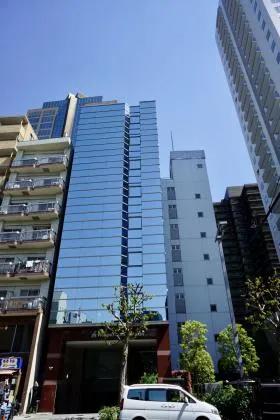 西新宿第1ビルの外観