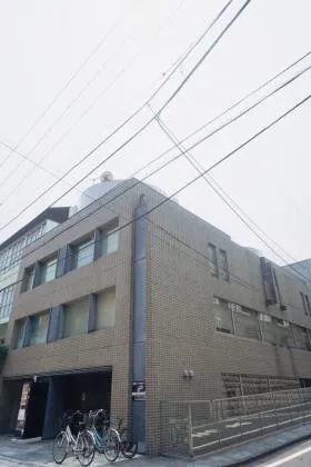 OF信濃町ビルの外観