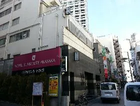 河村ビルの外観