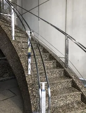 アカネビルの外観