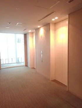 浜離宮インターシティビルの外観