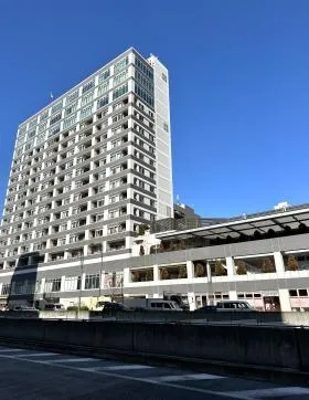 新橋プラザビルの外観
