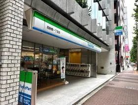 ファミリーマート