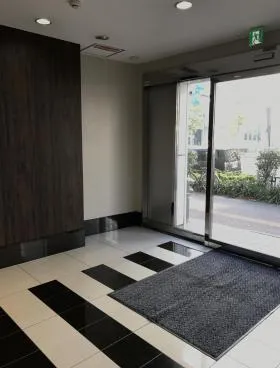 T-FRONTビルの外観
