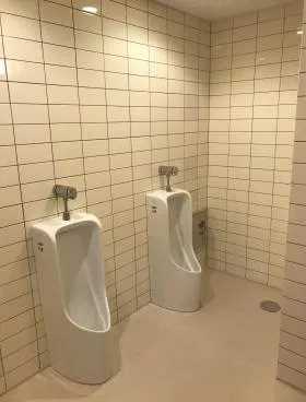 愛宕THビルの外観