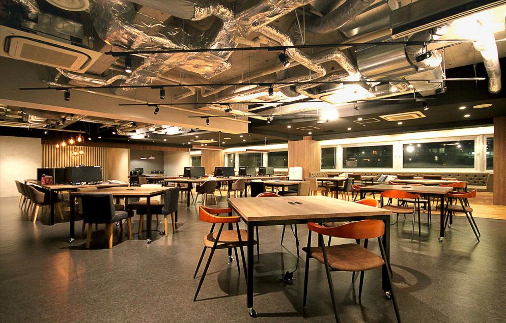 東京都港区浜松町の居抜き賃貸オフィス物件(約140坪) ｜居抜きオフィス物件検索サイト【vivit-ビビット】（1）
