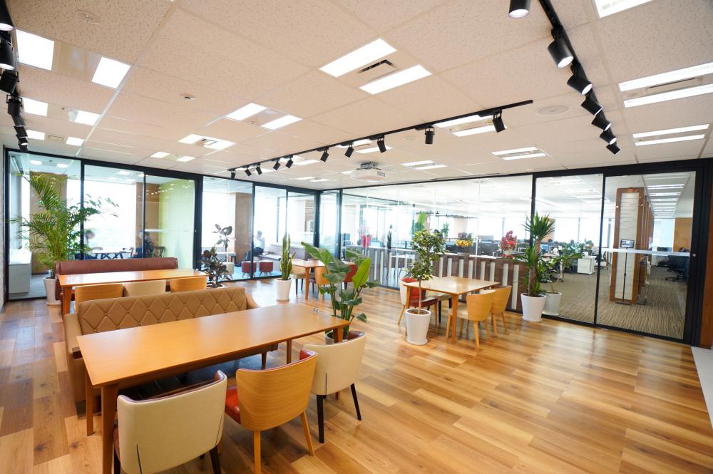 東京都文京区後楽の居抜き賃貸オフィス物件(約150坪) ｜居抜きオフィス物件検索サイト【vivit-ビビット】（1）
